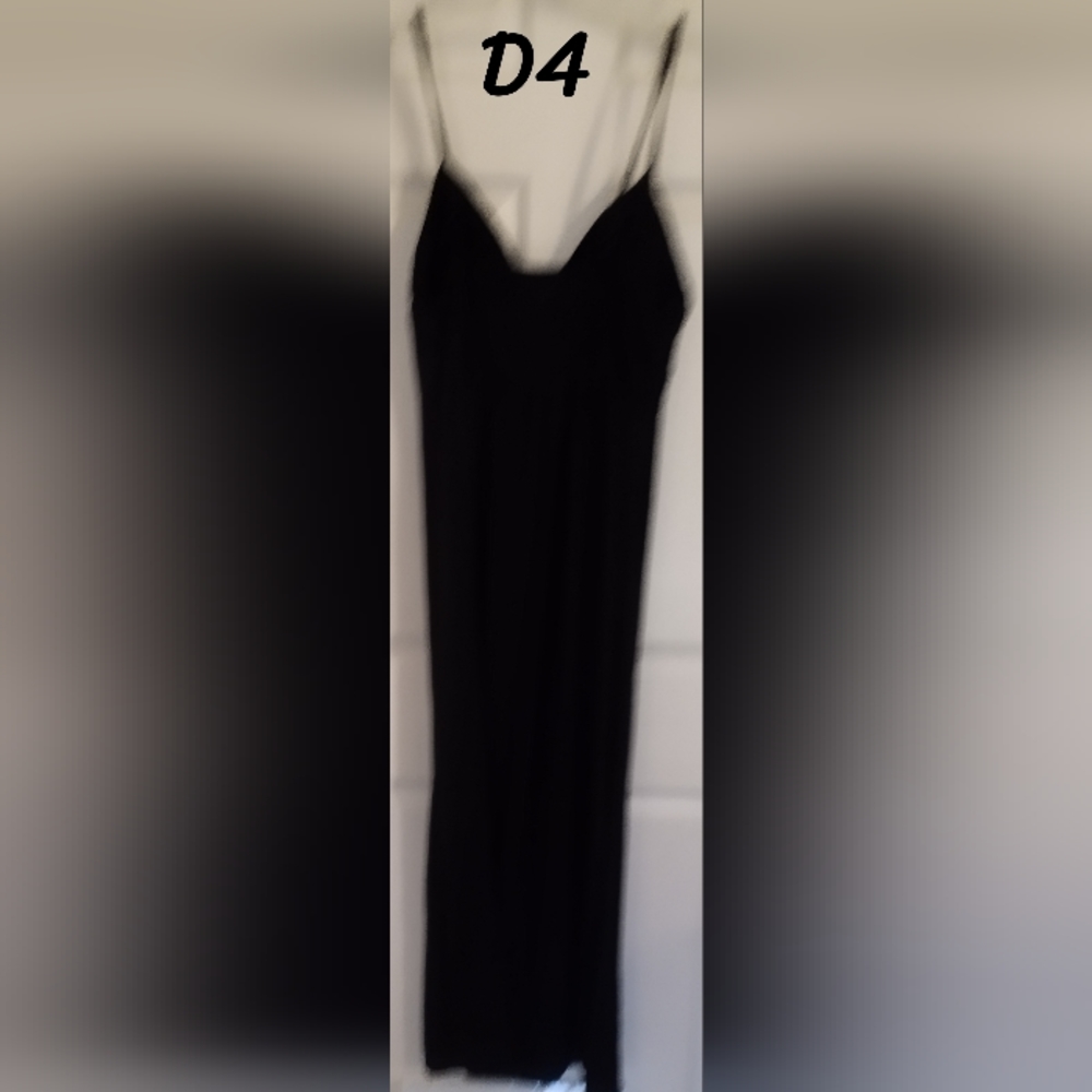 Mix & Co Black Spaghetti Strap Maxi Dress, Sz Lg, Heart shaped, padded chest